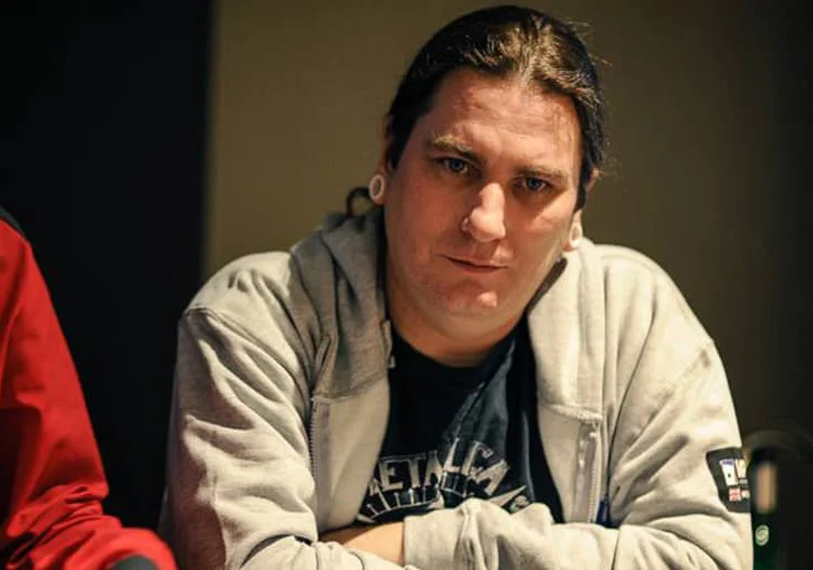 QUÊN CHUYỆN KHỞI NGHIỆP $50 CỦA TOM DWAN ĐI, TAY CHƠI NÀY THỰC HIỆN GIẤC MƠ POKER TRIỆU ĐÔ CHỈ VỚI 1 CENT. QUÊN CHUYỆN KHỞI NGHIỆP $50 CỦA TOM DWAN ĐI, TAY CHƠI NÀY THỰC HIỆN GIẤC MƠ POKER TRIỆU ĐÔ CHỈ VỚI 1 CENT.