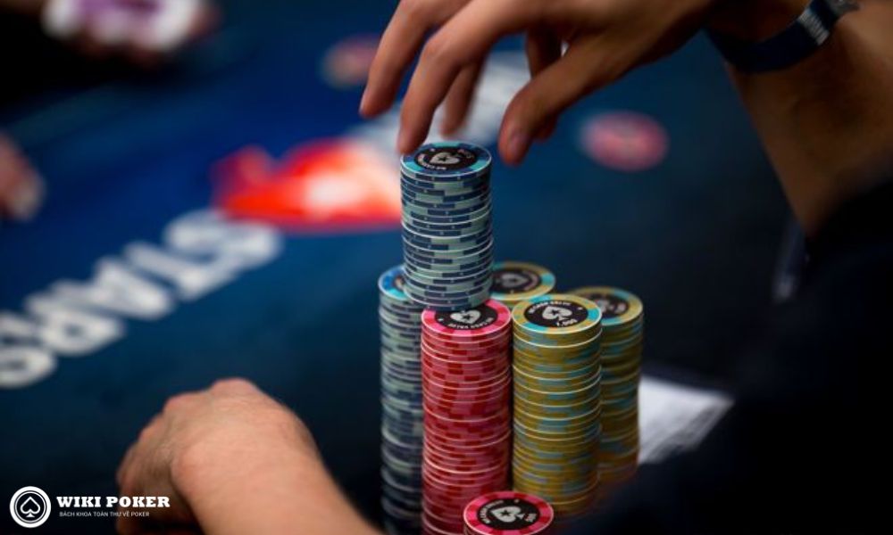 Đừng cố ép đối thủ fold hand mạnh trong PLO