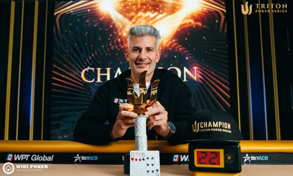 Nacho Barbero và chiếc cup Triton thứ tư trong sự nghiệp
