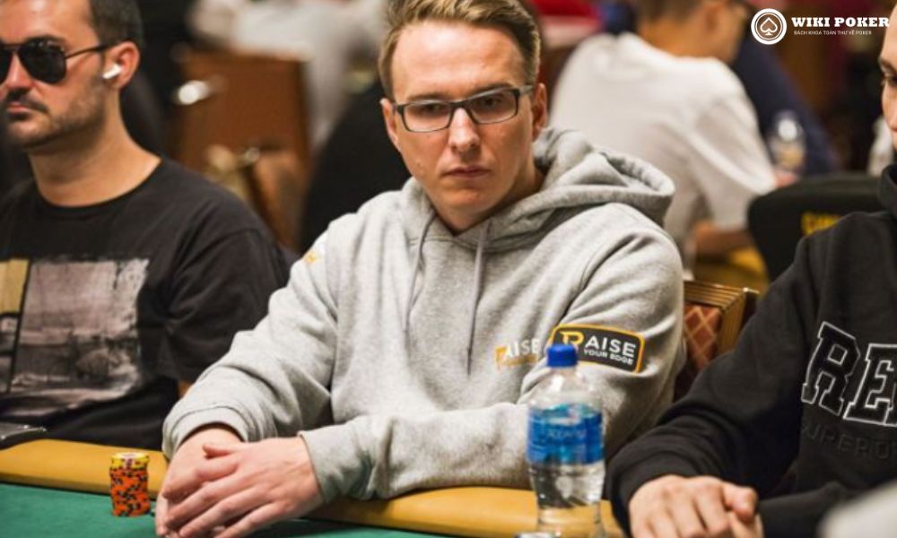 Poker không chỉ là về chiến lược