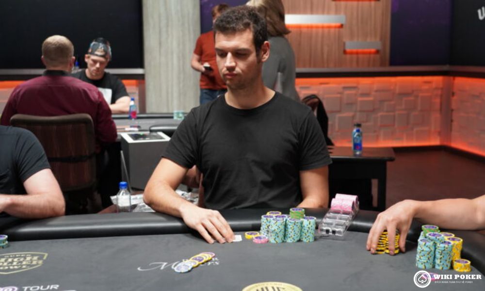 Nếu bạn là một người chơi poker giỏi và có lợi thế so với đối thủ, đôi khi tốt nhất là nên bỏ qua ICM