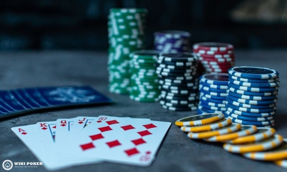 Poker là game kỹ năng hay cờ bạc thuần túy?