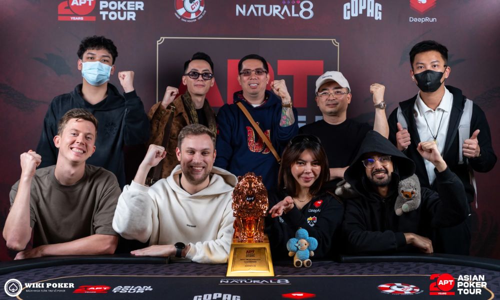 Bàn final APT High Roller