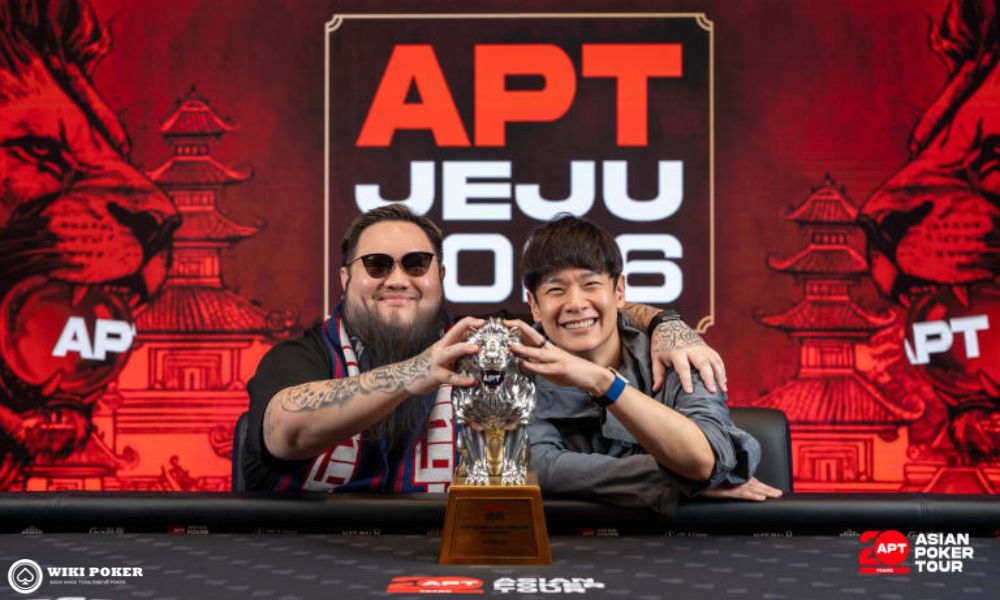 Teeraphat Rangkatekarn và Calvin Lee