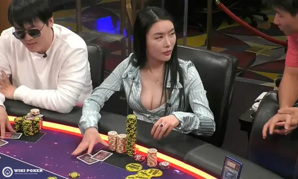 Britney trong phiên phát sóng HCL thứ 6